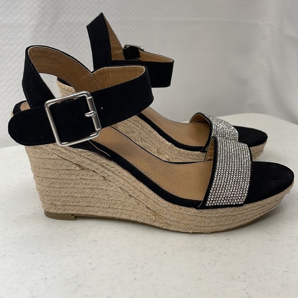 White Mountain Wedge Sandals - Picture 2 of 8